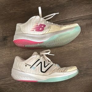 New Balance Women's Pickleball Shoes - White and Pink